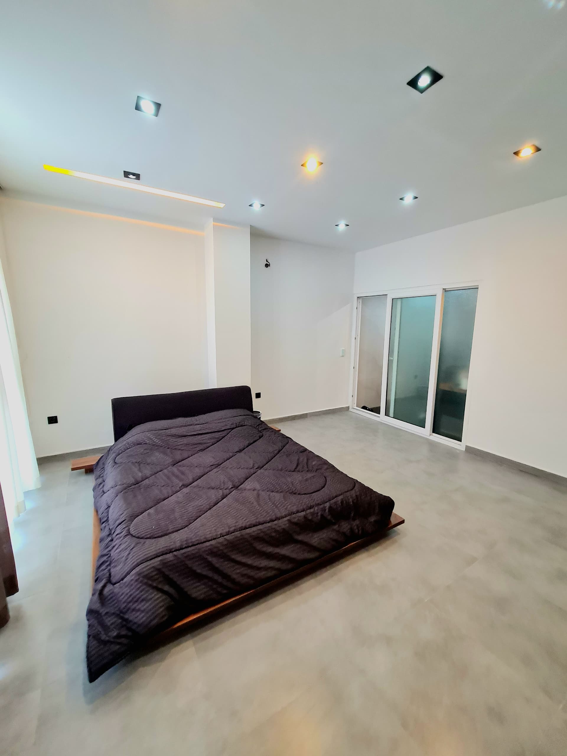 ویلا تریبلکس روماک هوشمند